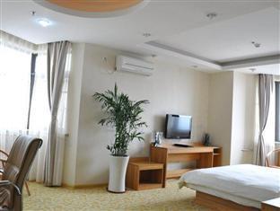 Super 8 Hotel Qingdao Railway Station Gui Zhou Road Exterior foto